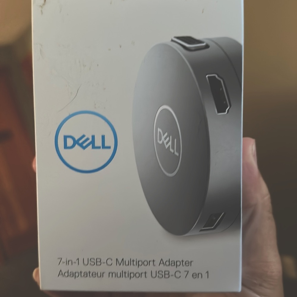Dell 7 in 1 multiport adapter - model DA310